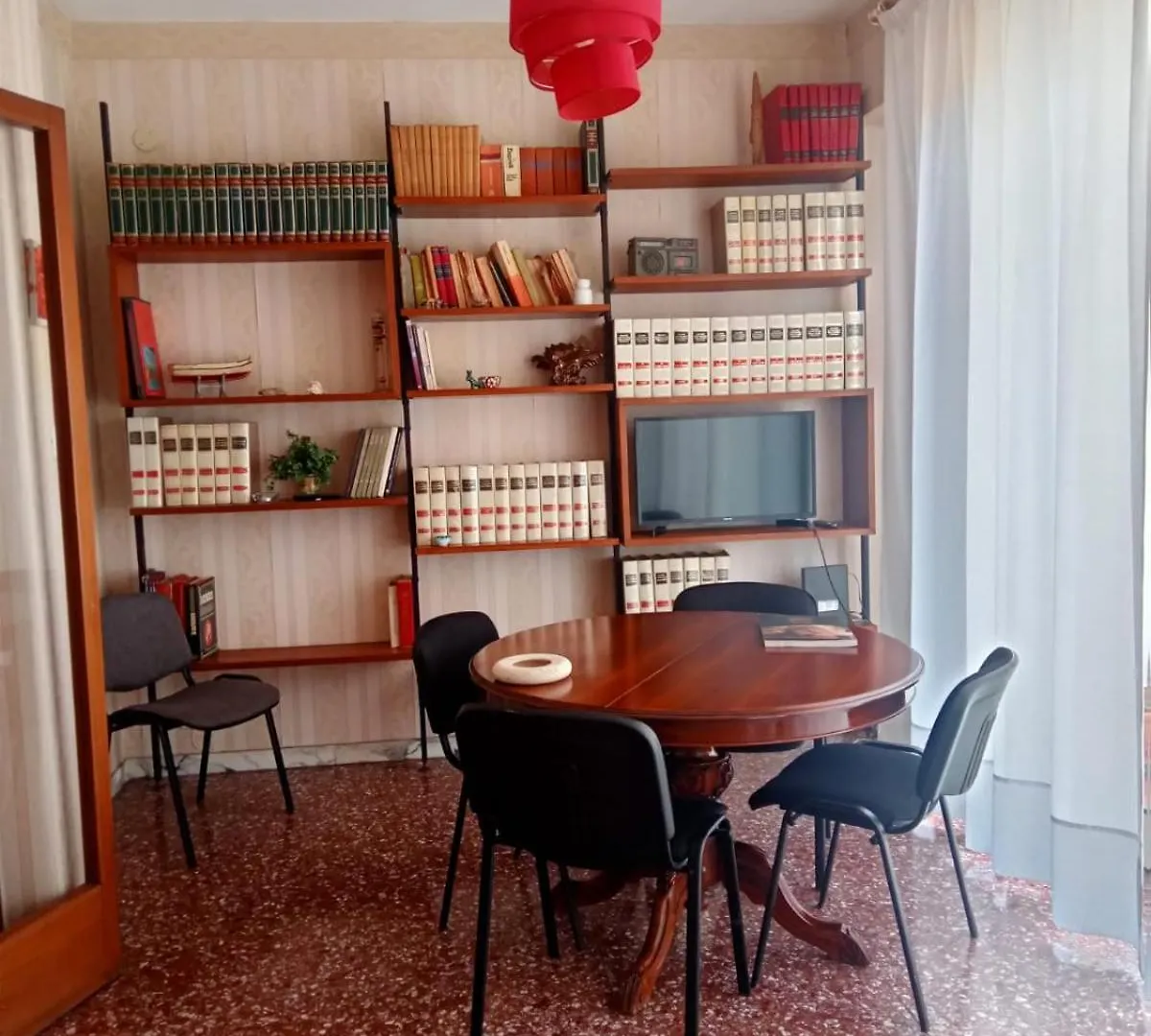 Settimo Piano Apartment Catania