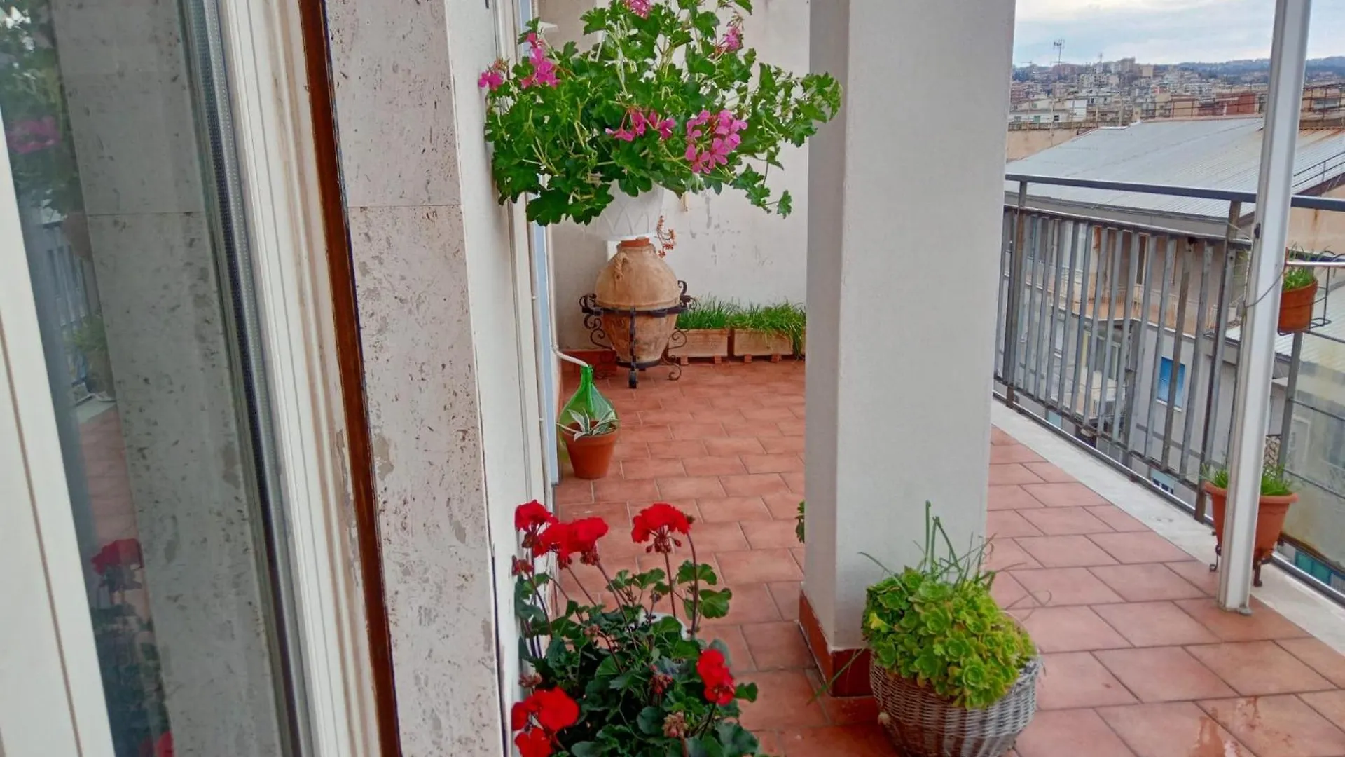 Settimo Piano Apartment Catania